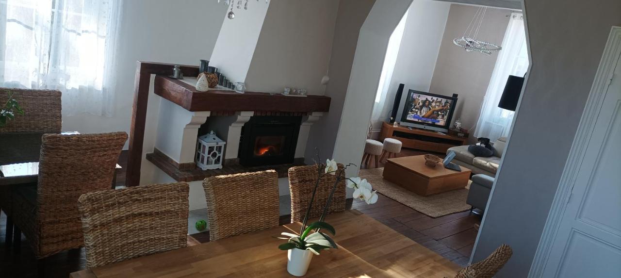 Montplaisir Bed & Breakfast Montendre ภายนอก รูปภาพ