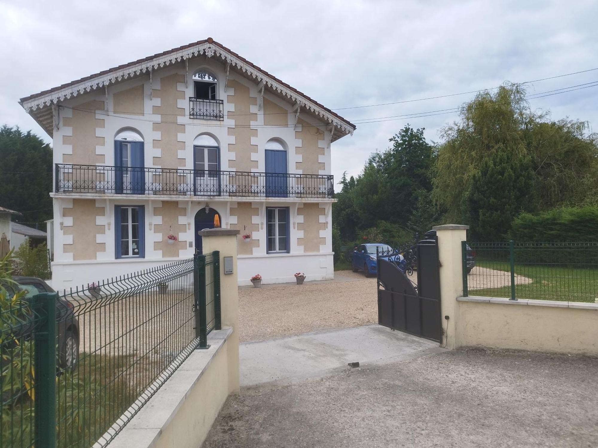 Montplaisir Bed & Breakfast Montendre ภายนอก รูปภาพ